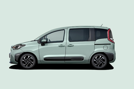 Z(ハイブリッド・2WD・7人乗り)